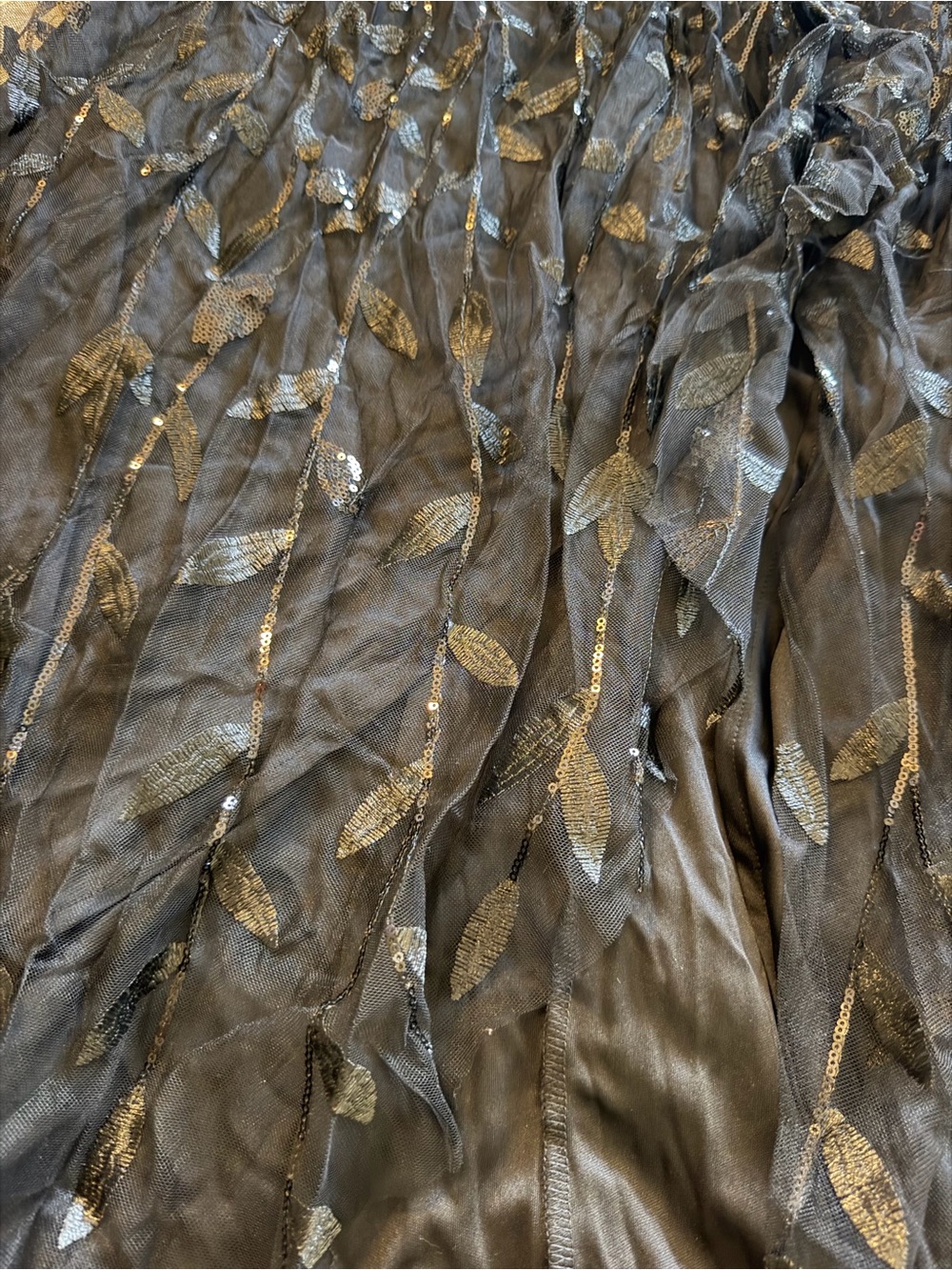 Women’s Black Tulle Leaf-Appliqué Party Dress - Picture 2 of 2